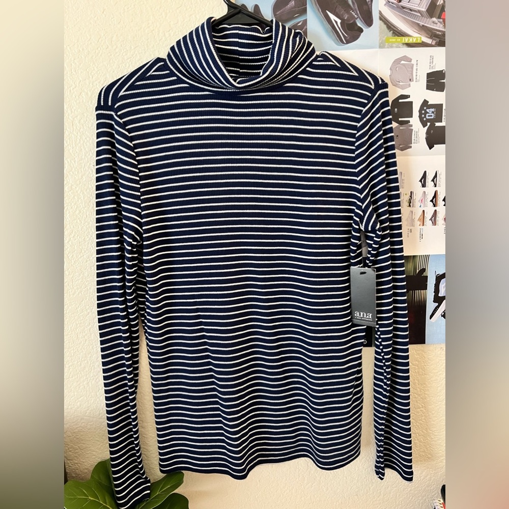 a n a - Woman turtleneck stripped
